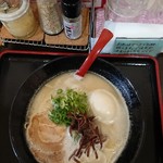 茉莉花 - 博多らーめん(こってり･はりがね)