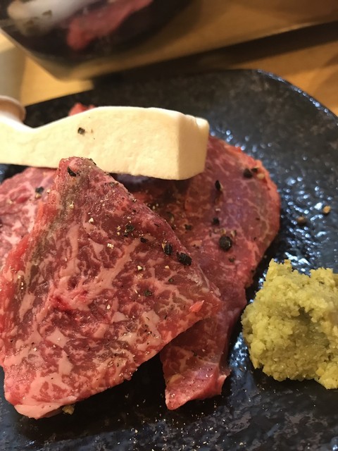 Niku Rakuya Tetsugyu Kuroge Wagyu Akami Niku to Horumon Yakinikuya Moriguchi Doi Ten photo 2