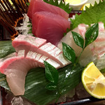 浅草 とりひろ - お造り盛り合わせ ハーフ