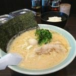 yokohamaiekeira-menkonshinya - ラーメン。ご飯も無料です