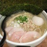 濃厚鶏麺 ゆきかげ - 鶏白湯（塩・750円）