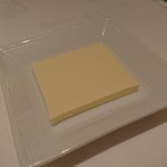 カランドリエ - たっぷりのバター