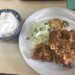 山庄 - 鶏の天ぷら定食(700円)