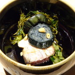 TTOAHISU - 鰆も厚みがあり美味しいですが、生姜の効いた揚げ茄子がいい味わい。