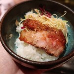 とんかつ マンジェ - 当然オンザライスしましたよ(笑)