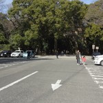 あつた蓬莱軒 - お店の外