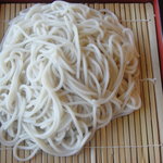 そば処　よしの - 麺が長いのです。。