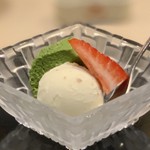 味あら井 - ●栗と小豆アイス、抹茶ババロア、あまおう苺