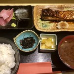 Washoku To Washu Isojiman - 天然ぶりカマ焼き定食