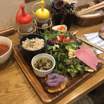 ユイノウ ベジタブルカフェ - 