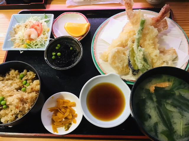 魚大将 藍住店 板野 魚介料理 海鮮料理 食べログ