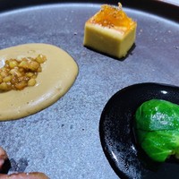 Takumi - フォアグラとポルト酒のソース。