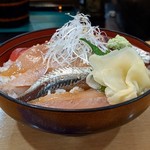 沼津魚がし鮨 江戸前鮨 - 漬け丼