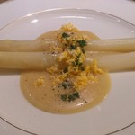 ビストロラドレ - ロワール産ホワイトアスパラ