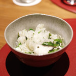 かまくら和久 - 食事：真鯛と菜の花の混ぜご飯