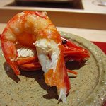 すゝき野 鮨金 - 島海老の燻製