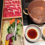 Hitorinabe Shabushabu Rizan - しゃぶしゃぶ 牛肉と豚肉と野菜