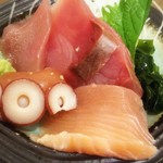 魚がし食堂　中央市場店 - お刺身もてんこもり