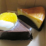 Oyatsu Koubou Sakamichi - ガトーショコラ、チーズケーキ