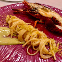 prospero - 魚介の出汁でじっくり煮込んだマンチーニ社のスパゲッティ ピスタチオのソース 備長炭炭火焼の伊勢エビとともに
