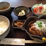 府中日本酒バルTOKUTOUSEKI - 豚の角煮定食