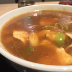 味奈登庵 - #食べログ的に撮るとこうなる。  
      今日のカレー南蛮そばのつゆは若干薄かったな。
      ま、これだけ通っていれば、こういう日もある。