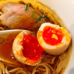 らぁ麺 はやし田 新宿本店 - 味玉断面