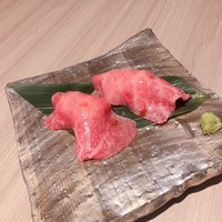 近江うし 焼肉 にくTATSU 青山本店 - 