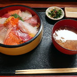Oshokujidokoro Kaishin - 特上海鮮丼