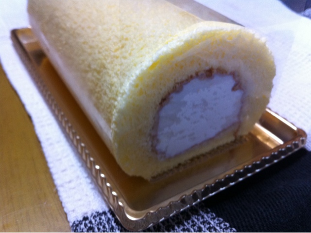 立川ロールを購入 By ケーぽん パレスベーカリー 立川北 ケーキ 食べログ