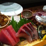 博多磯ぎよし - 刺し盛り（ヒアルロンサンゼリー付）