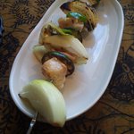 ブルーナイル - ワニの串焼き1500円