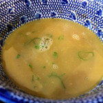 煮干らー麺シロクロ - 限定麺『特製煮干つけ麺』つけ汁スープ割り