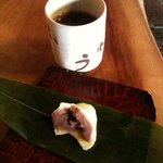 麩嘉 - 2011/10/27 麩嘉饅頭を一口かじった