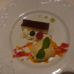 コック アジル - ティラミスとバニラアイス