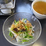 タイ屋台料理 ムエタイハウス - （'11/11） ランチのサラダとスープ