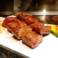 鉄板焼 逢坂 - 近江牛の鉄板焼き（ロース）