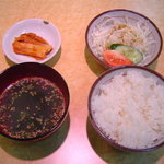 Tsuruya - ランチのライス･スープ･ミニサラダ･キムチ