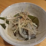 浅草じゅうろく - ワカメと茗荷の自家製ぽん酢