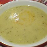 アセナ - あつあつ、豆をすりつぶしたスープ