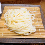 Meisuitei - 捻りのある美味しいうどんでした。