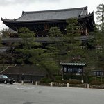 未在 - 知恩院三門を眺めながら