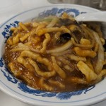 中華タカノ - アツアツの肉餡がタップリとかかってます