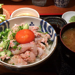 めしの助 - 甲殻丼