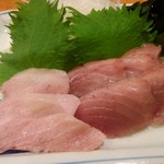 おぎ野 - 日替わりの刺身。中トロ大トロ