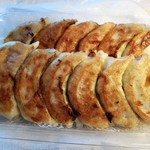 美吉 - 焼餃子　360円