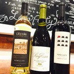 COSI COSI - スタッフ全員で行ったワイナリーのワインの数々　ソムリエ３人厳選の自然派ワイン