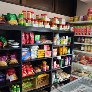 "Asian food" is also sold in the store! You can feel free to purchase it♪
