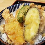 天ぷら大衆酒場 ふみ屋 - とり天丼