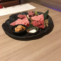 近江うし 焼肉 にくTATSU 青山本店 - 